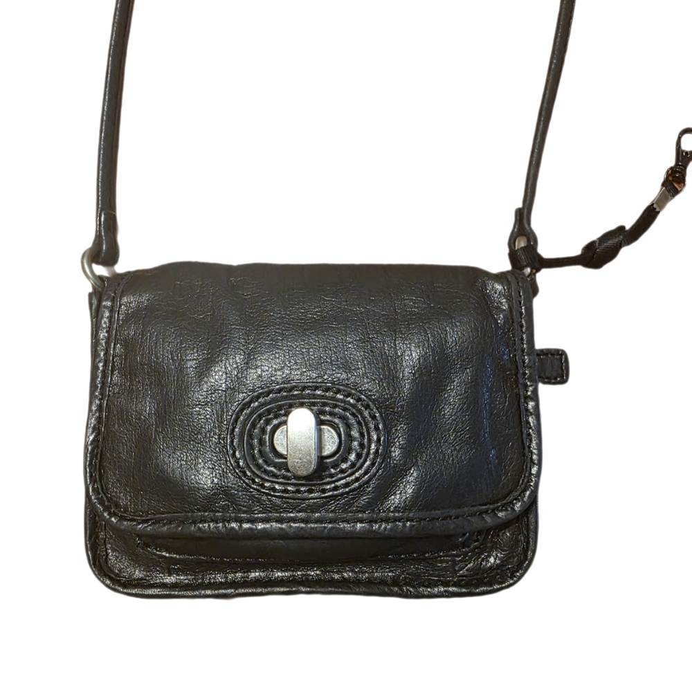 Fossil Vintage Maddox Small Black Leather Crossbody Bag with Turn-Lock